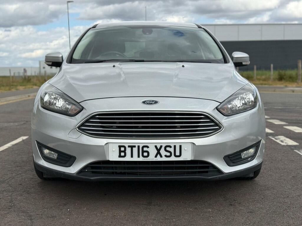 Ford Focus Hatchback 1.5 Tdci Zetec Powershift Euro 6 Ss 5 BT16XSU Silver #2