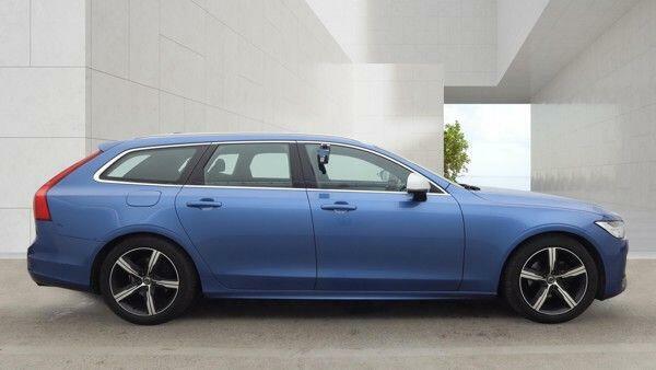 Volvo V90 2.0 T4 Gpf Momentum Grey #9