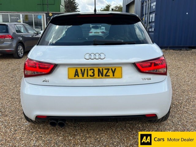 Audi A1 Tfsi Amplified Edition Sportback AV13NZY White #4