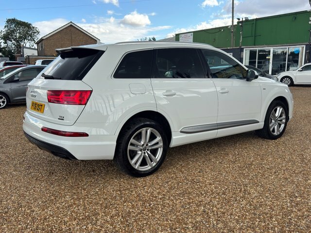 Audi Q7 Tdi V6 S Line White #6