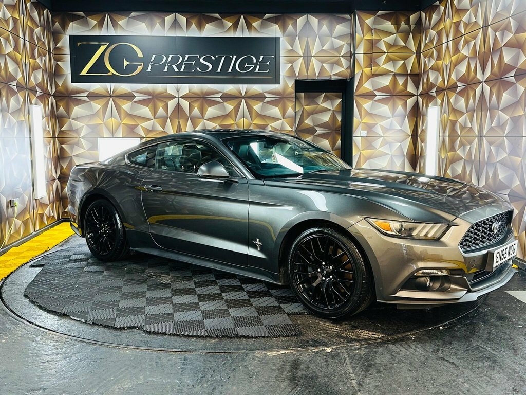 Ford Mustang Coupe EN65NGG Grey