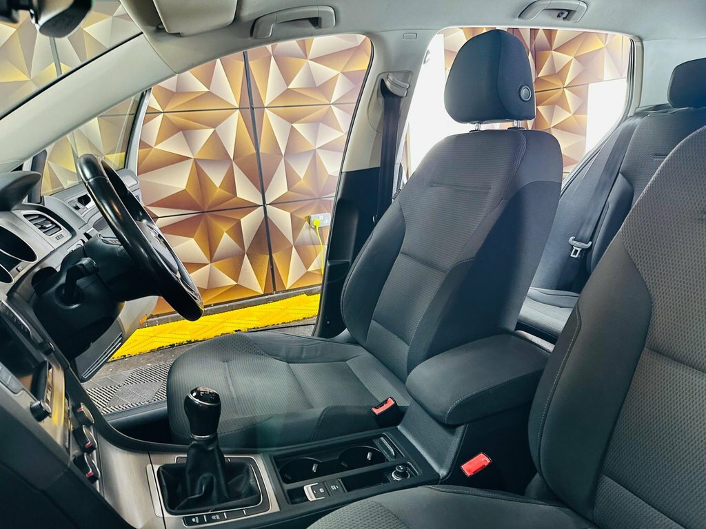 Volkswagen Golf 1.6L Match Edition AF66EKJ Silver #3