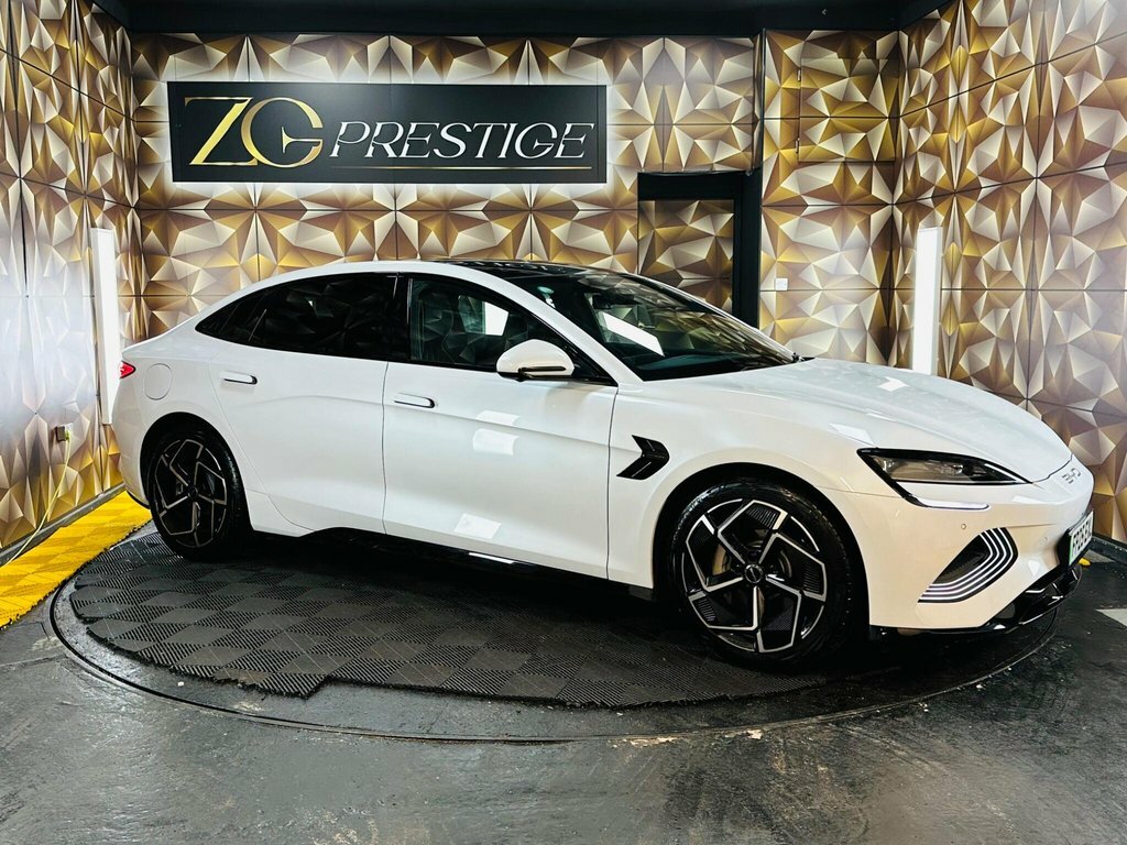 Byd Seal Saloon White