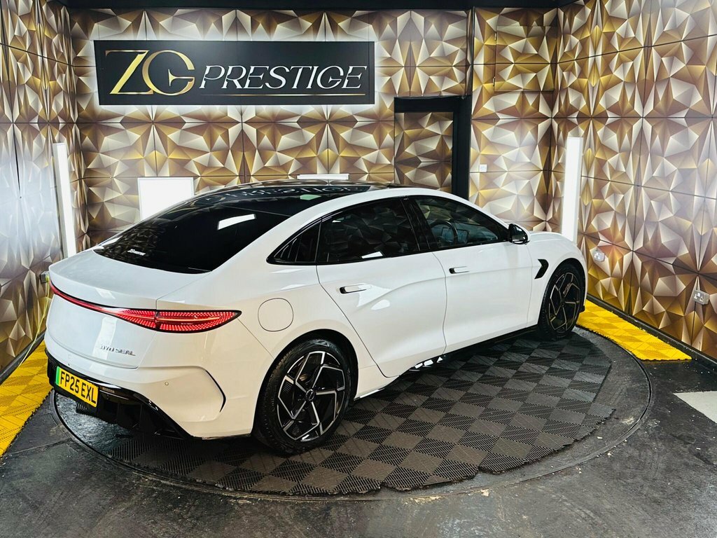 Byd Seal Saloon White #5