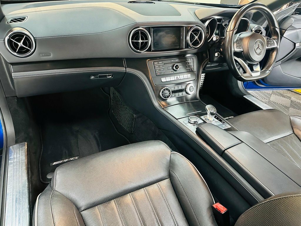 Mercedes-Benz SL Class 3L Amg Line Blue #3