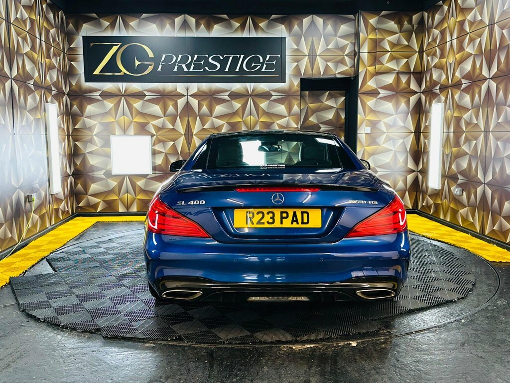 Mercedes-Benz SL Class 3L Amg Line Blue #4