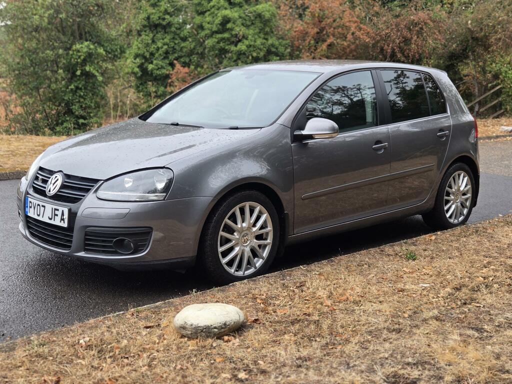 Volkswagen Golf S Red #12
