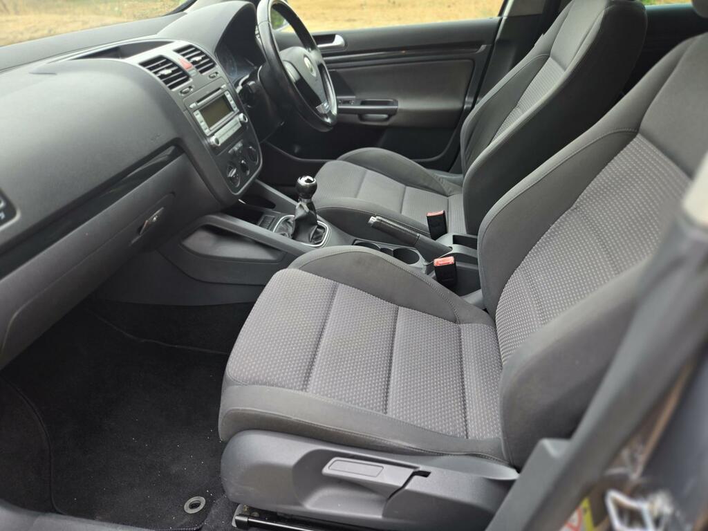 Volkswagen Golf S Red #16