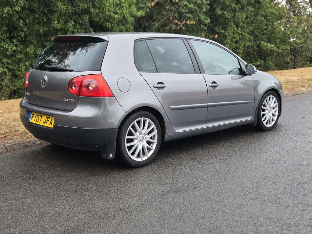 Volkswagen Golf S Red #6