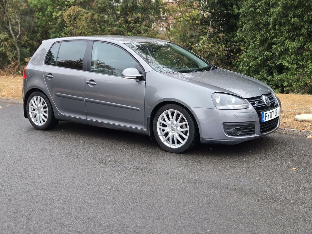 Volkswagen Golf S Red #4