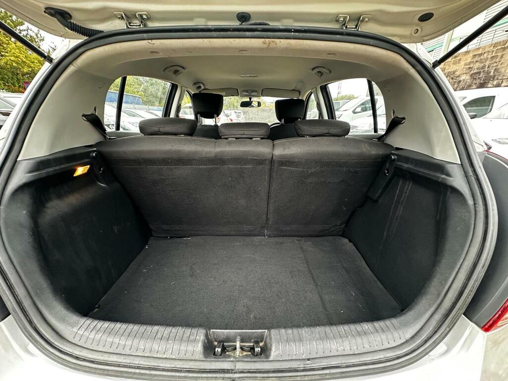 Hyundai I20 Active Silver #7