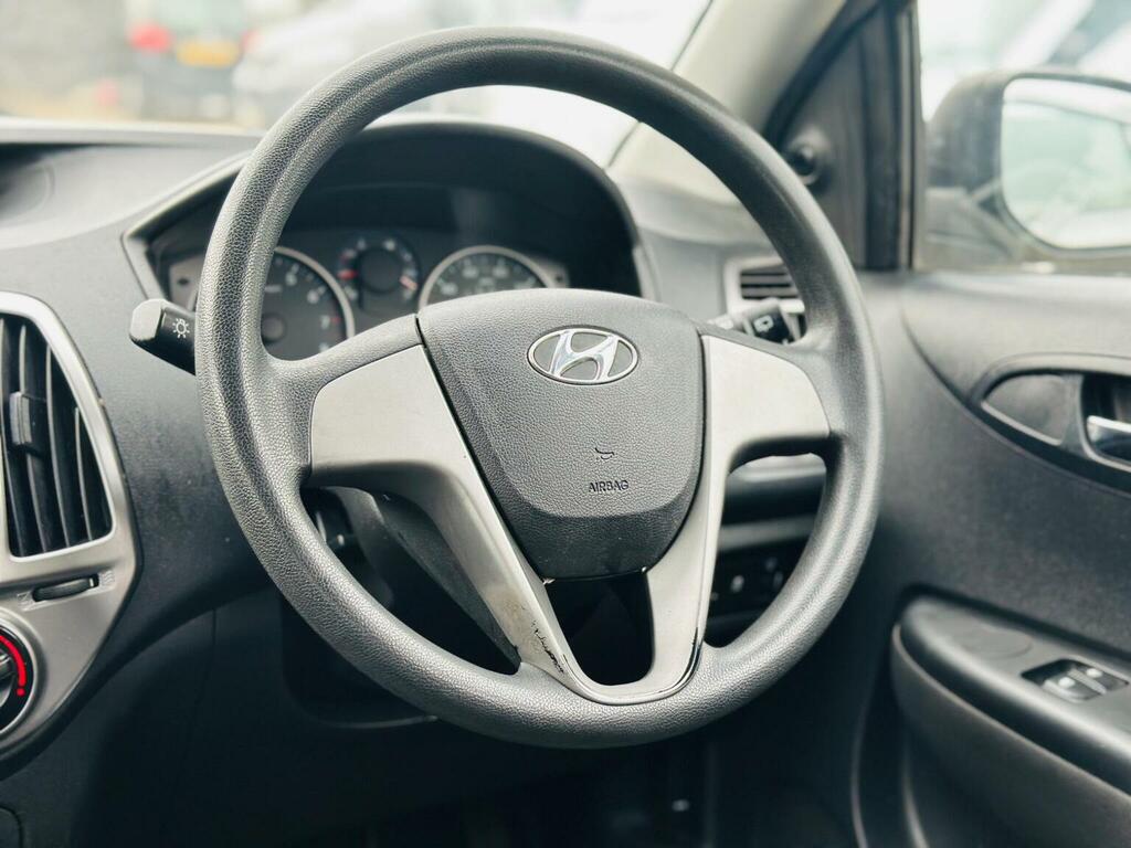 Hyundai I20 Active Silver #27