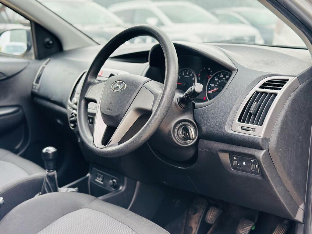 Hyundai I20 Active Silver #20