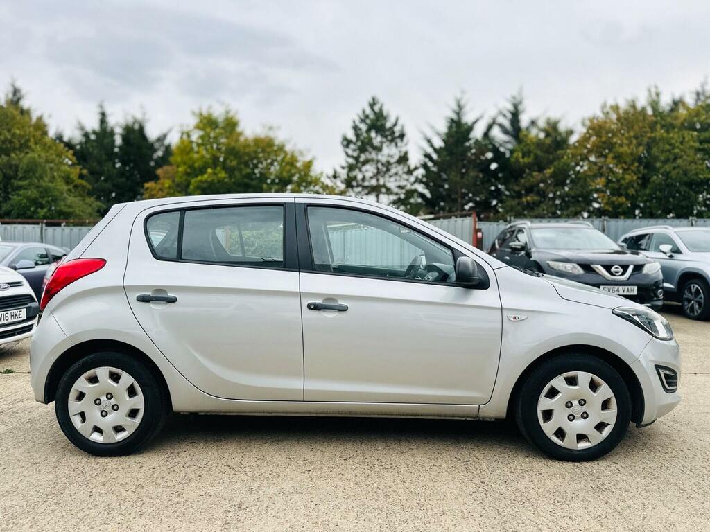 Hyundai I20 Active Silver #15