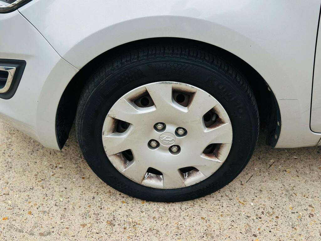 Hyundai I20 Active Silver #10