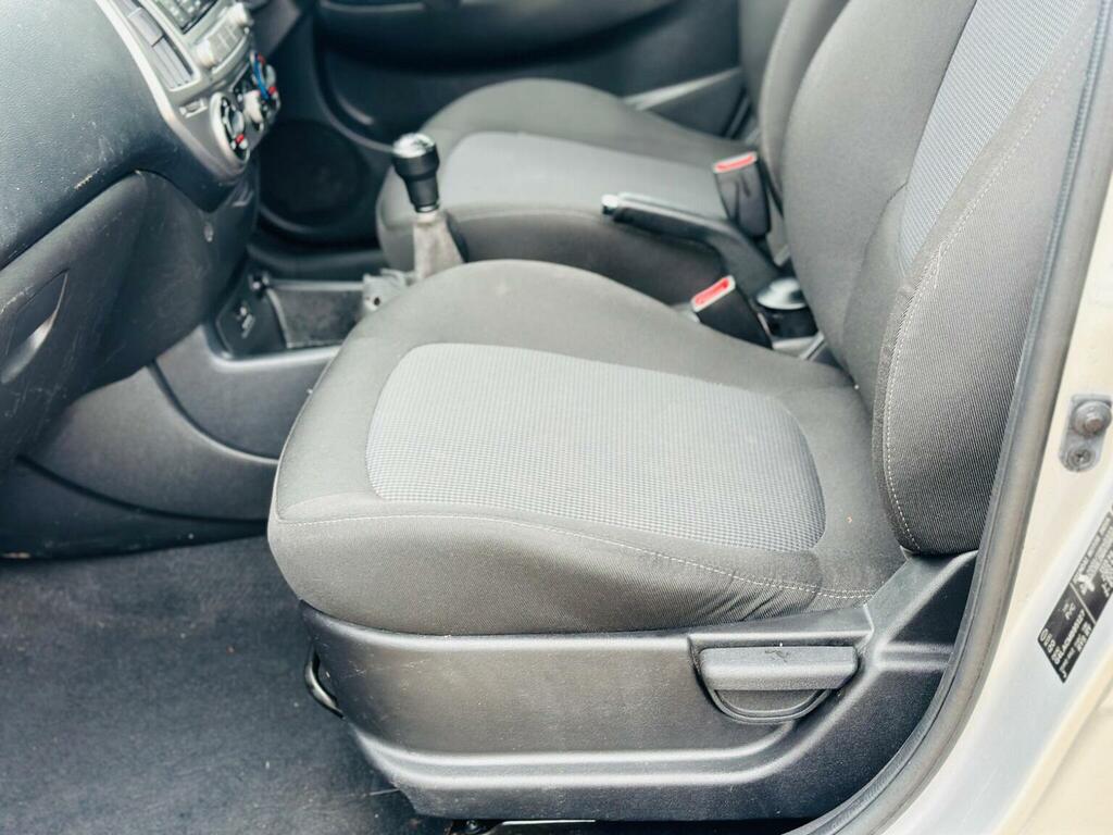 Hyundai I20 Active Silver #41