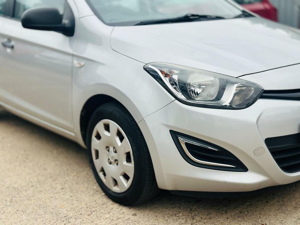 Hyundai I20 Active Silver #11