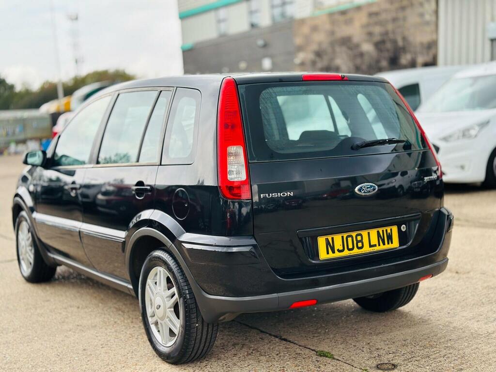 Ford Fusion 1.6 Zetec Climate Black #3