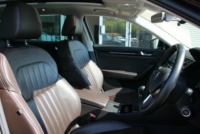 Skoda Superb Estate 2.0 Tdi Laurin Klement Estate Brown #5