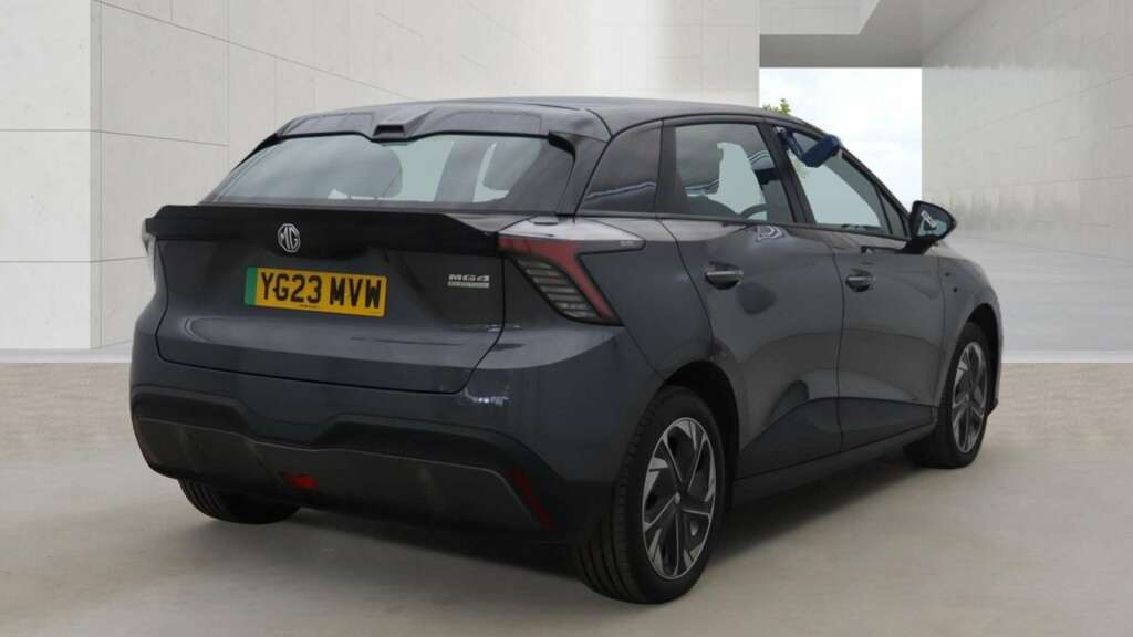 MG MG4 51Kwh Se Hatchback 170 Ps Grey #4
