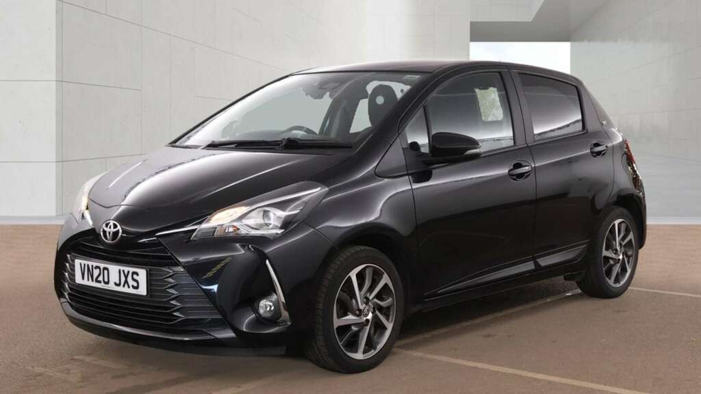 Toyota Yaris 1.5 Vvt-i Y20 Bi-tone Hatchback Black #2