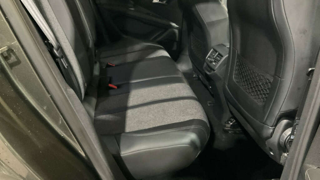 Peugeot 3008 Blue #10