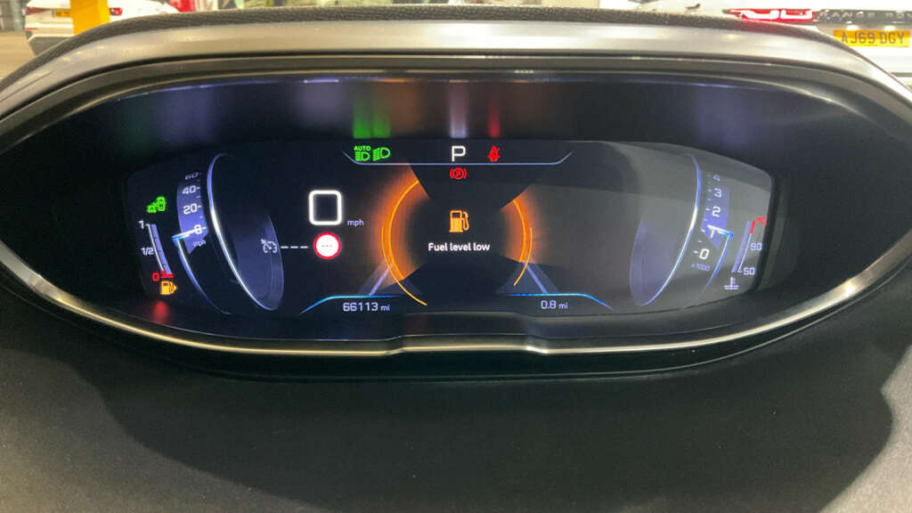 Peugeot 3008 Blue #12