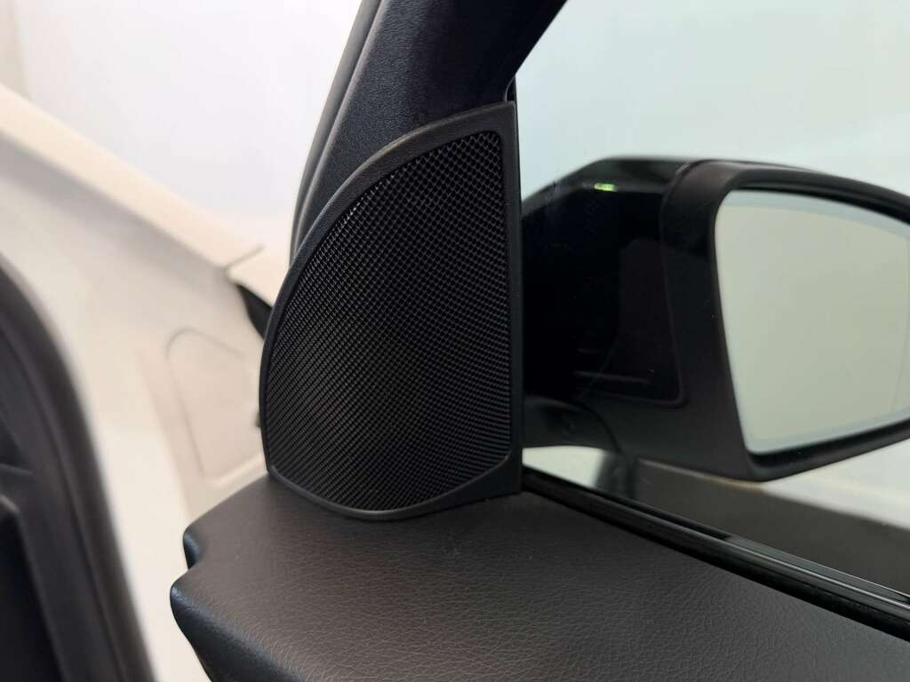 Mercedes-Benz GLC Class 220 D 4Matic Se Exec Silver #19