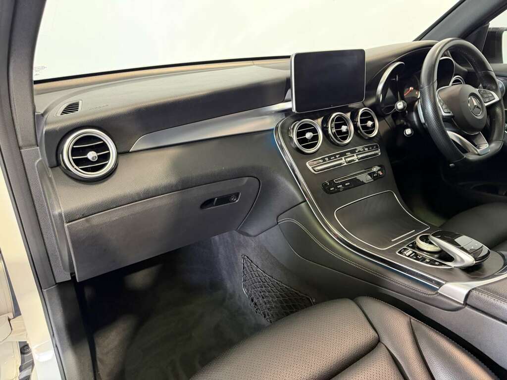Mercedes-Benz GLC Class 220 D 4Matic Se Exec Silver #78