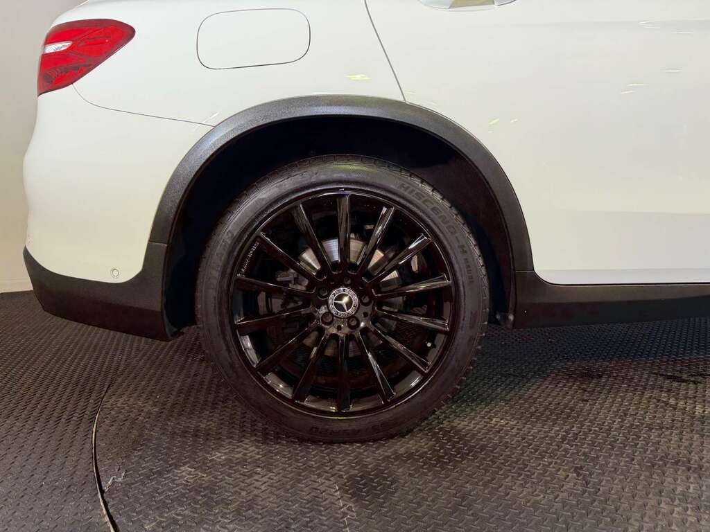 Mercedes-Benz GLC Class 220 D 4Matic Se Exec Silver #82