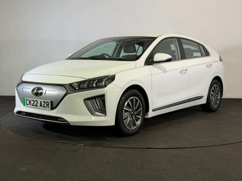 Hyundai Ioniq 38.3Kwh Premium Hatchback 136 P White #3