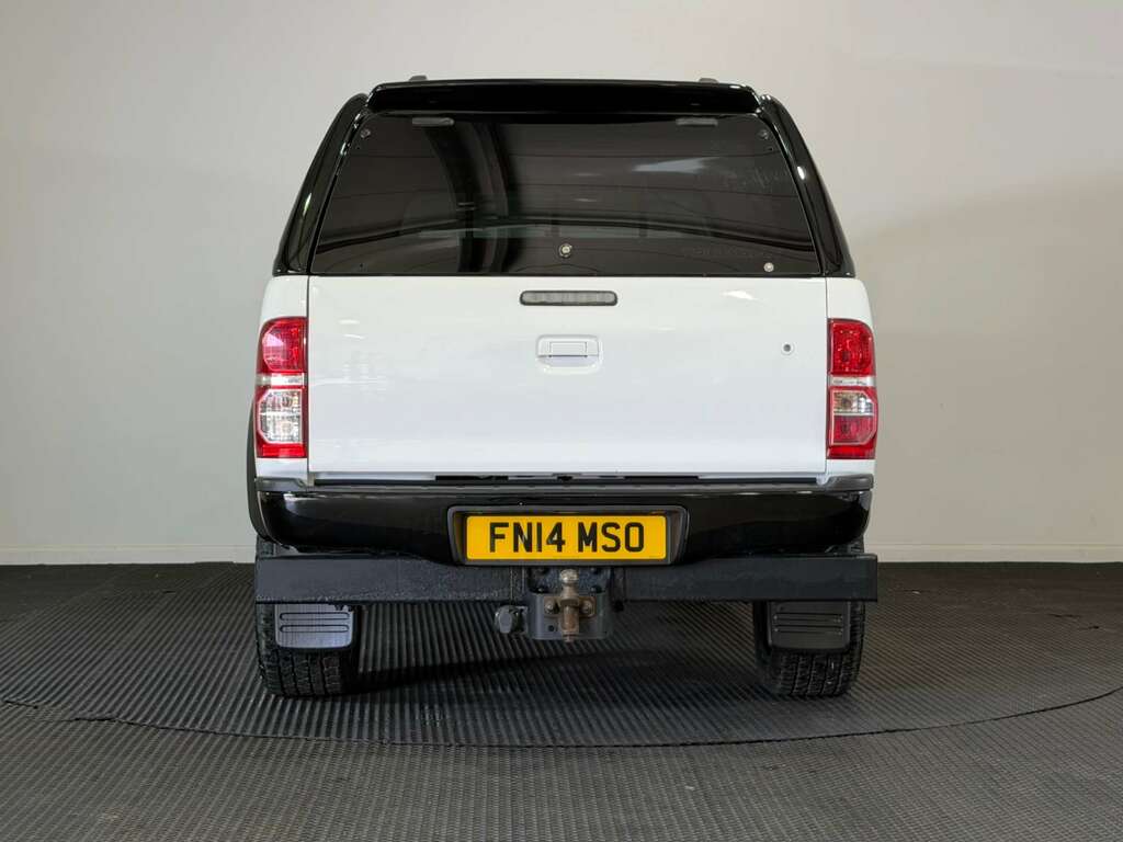 Toyota HILUX 2.5 D-4d Active Pickup Extended Cab Man White #6