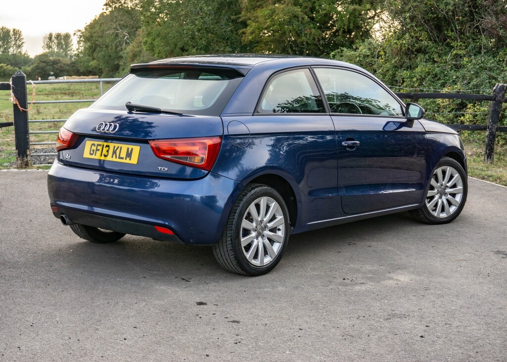 Audi A1 1.6 Tdi Sport 2013 Blue #2