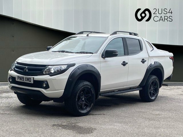 Mitsubishi L200 2.4 Di-d Dc Barbarian Pickup Double Cab White #3
