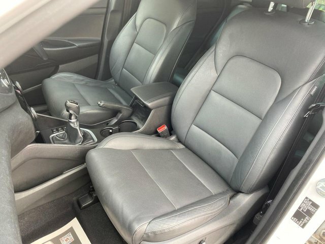 Hyundai Tucson S White #12