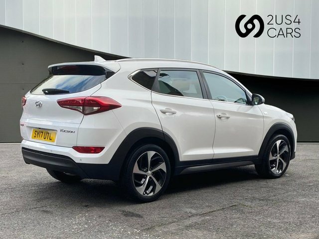Hyundai Tucson S White #7