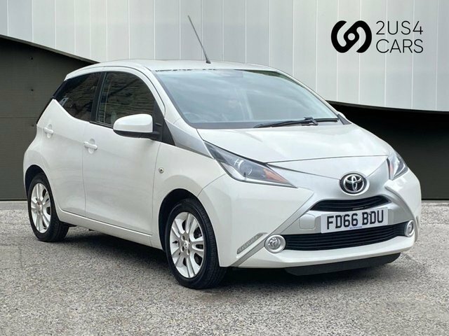 Toyota Aygo 1.0 Vvt-i X-pure Hatchback Euro White