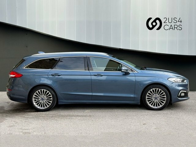 Ford Mondeo Mondeo Titanium Edition Hev Red #8
