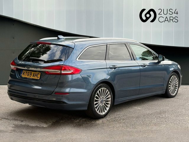 Ford Mondeo Mondeo Titanium Edition Hev Red #7