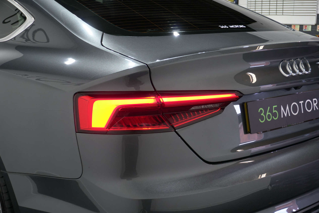 Audi A5 S5 Quattro Tiptronic Black #34