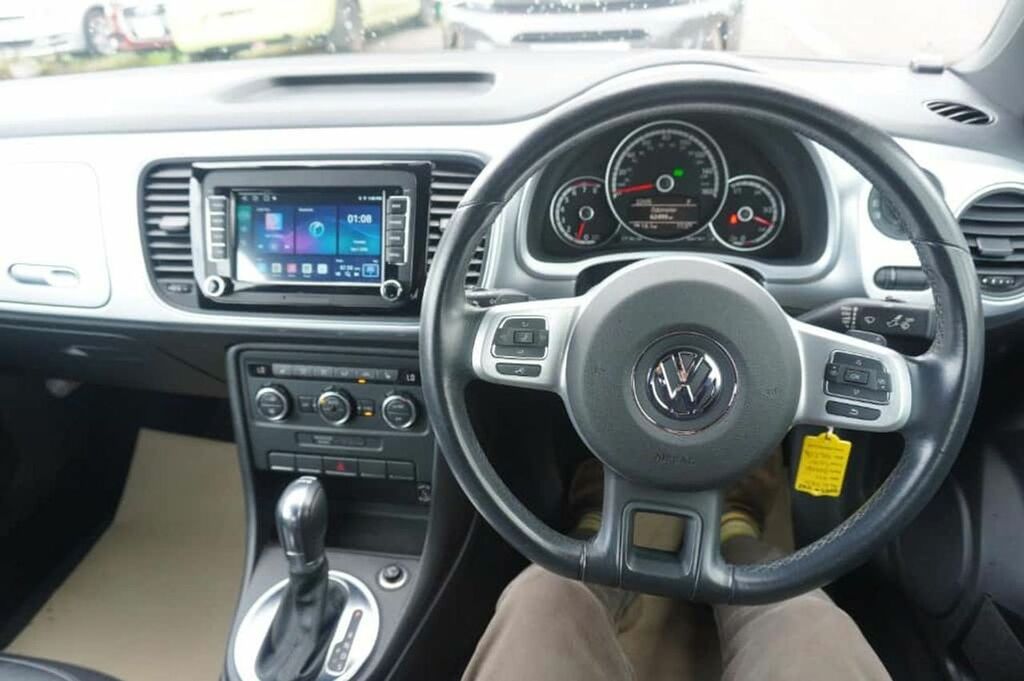 Volkswagen Beetle Hatchback White #24