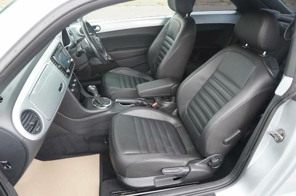 Volkswagen Beetle Hatchback White #14