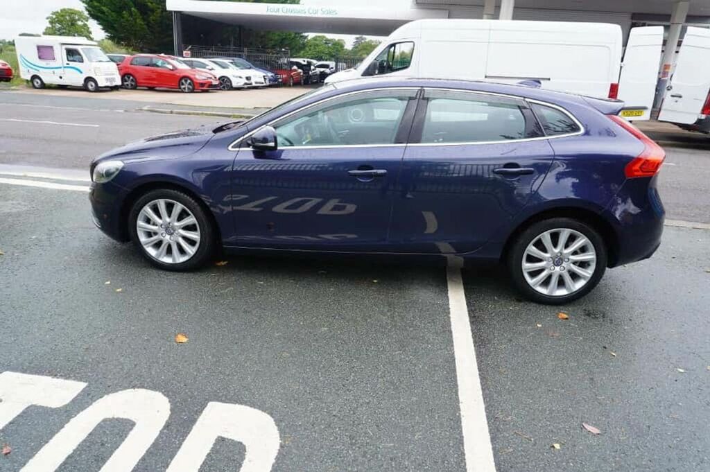 Volvo V40 1.6 T4 Se 12,442 Miles Blue #3