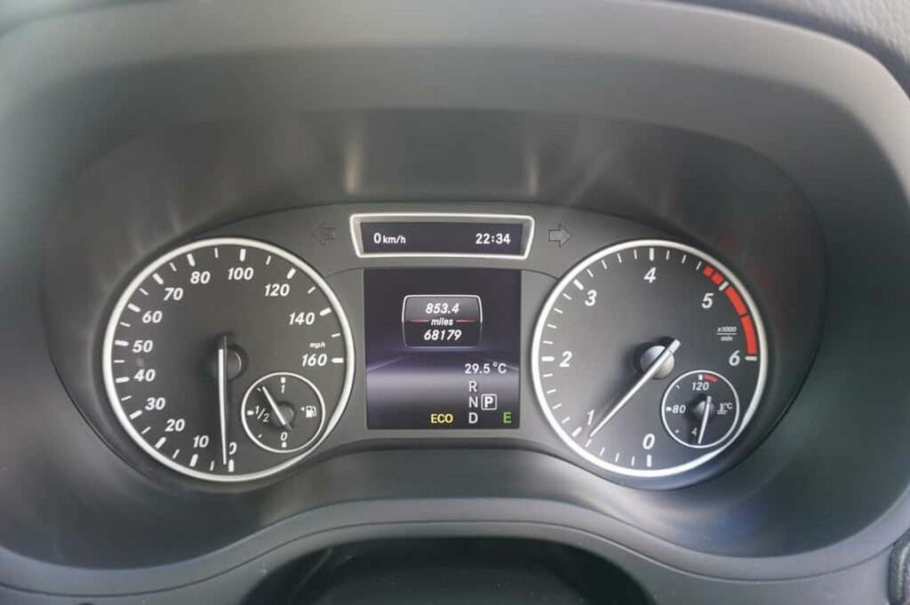 Mercedes-Benz B Class Se Blue #17