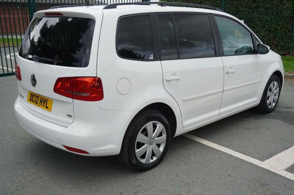 Volkswagen Touran 1.4 Tsi Dsg 7Seater White #6