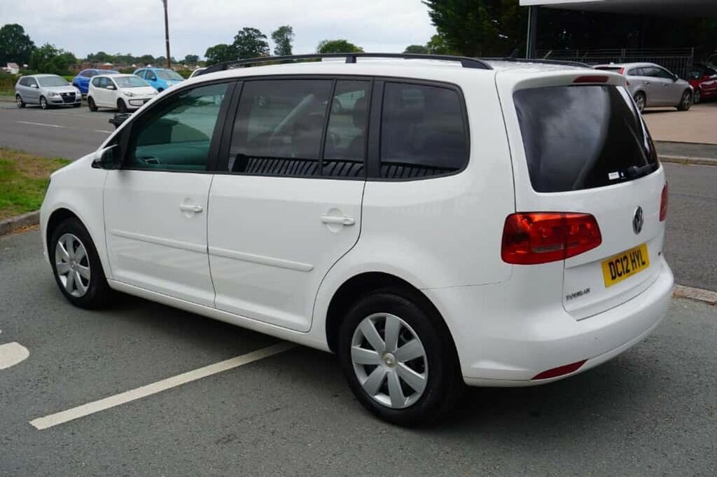 Volkswagen Touran 1.4 Tsi Dsg 7Seater White #3