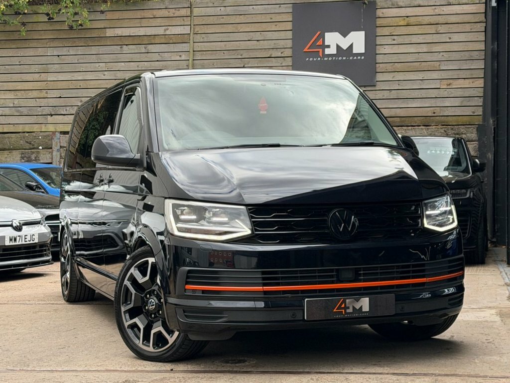 Volkswagen Transporter Shuttle 2.0 Tsi Bluemotion Tech Se Minibus Double Cab Black #3