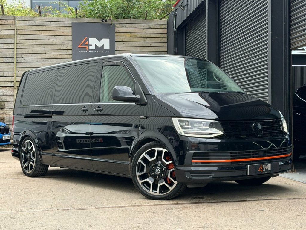 Volkswagen Transporter Shuttle 2.0 Tsi Bluemotion Tech Se Minibus Double Cab Black #5