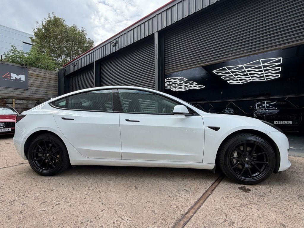 Tesla Model 3 Dual Motor Long Range Saloon 4 SB21ERX White #6