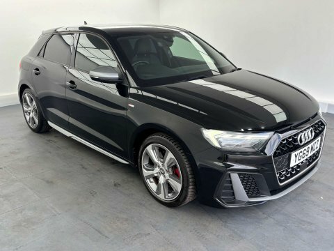 Audi A1 2.0 A1 Sportback YG69WCZ Black #5
